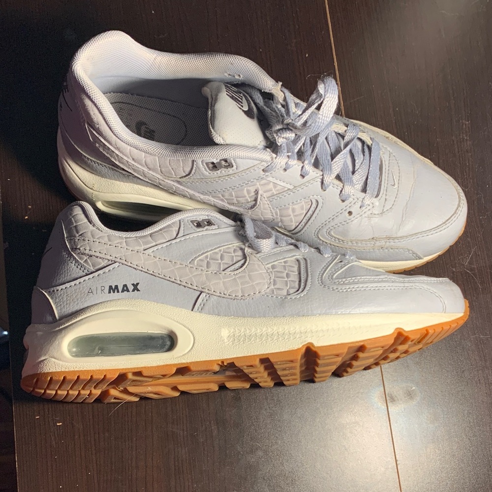 Nike Air max size 9. Mild wear